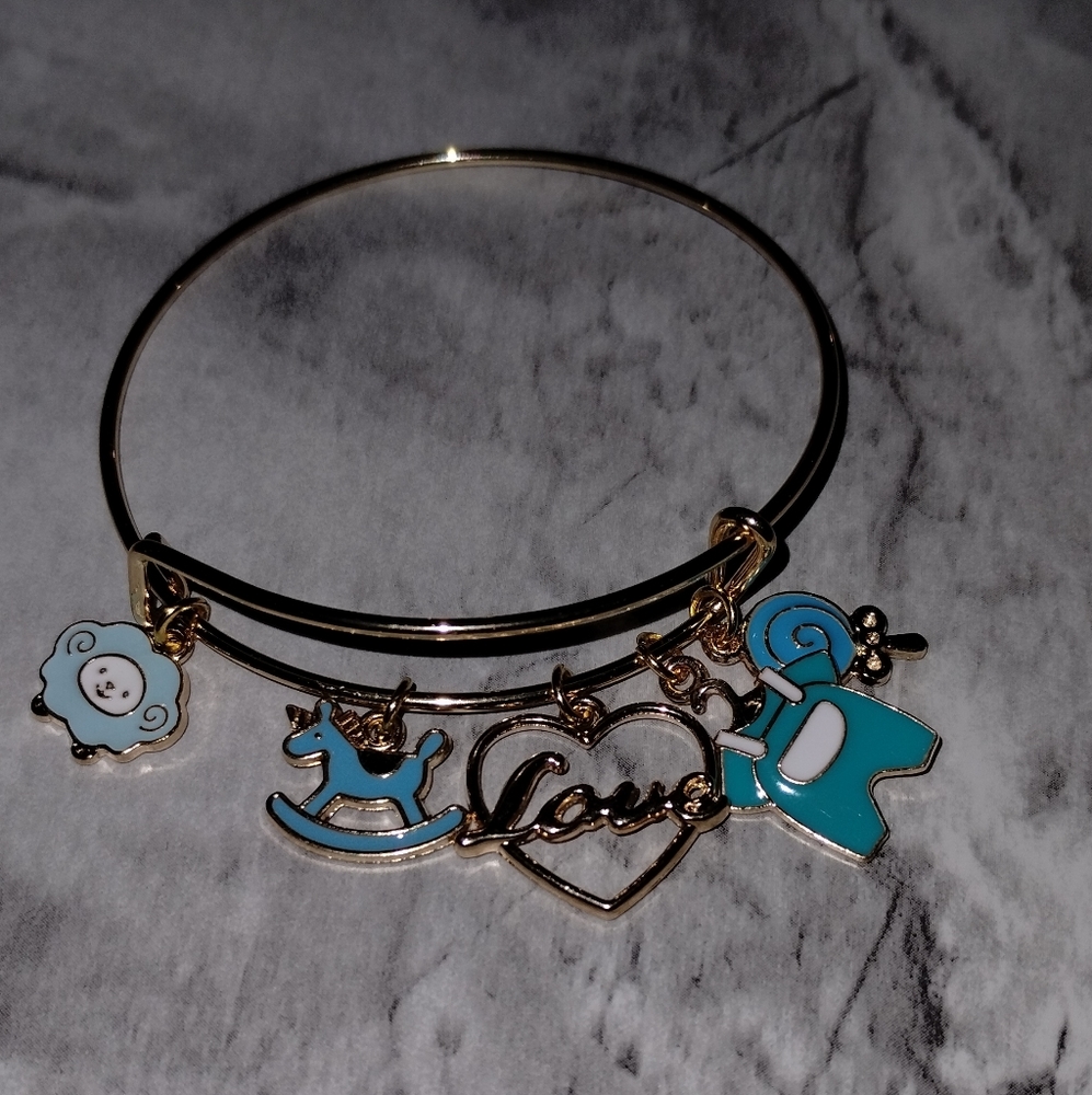 Goldtone charms bracelet "Baby Boy ,🍼"